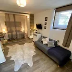 Apartments & Rooms Dujam