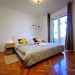 Apartment Lionel