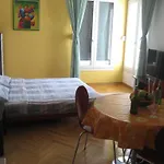 Studio Seaside Apartment Amphora