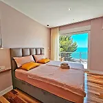 Luxury Seaside House Noble- Best Location In Town