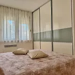 Premium Apartment Split