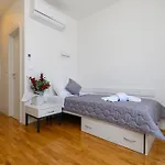 B&B Rooms Kampus