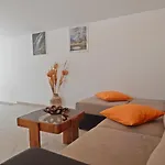 Apartments Moni
