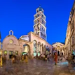 Split Central Apartment,Free Private Parking