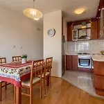 Split Central Apartment,Free Private Parking