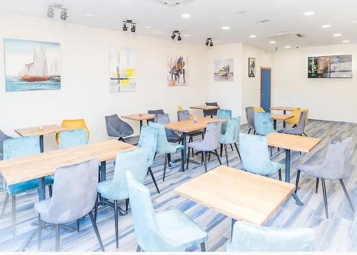 Ai Hostel
