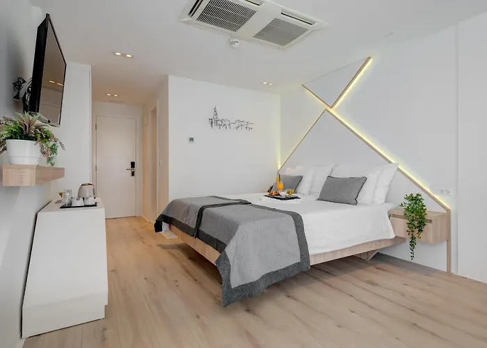 Hotel Pax