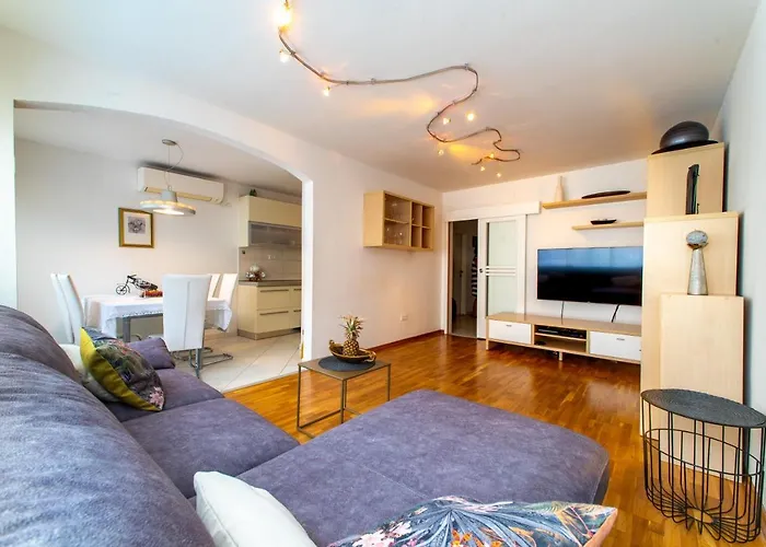 Adria Split Apartment