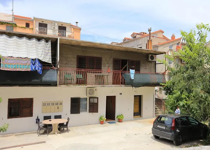 Double Room Split 17766A