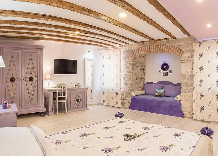 Boutique Cardea