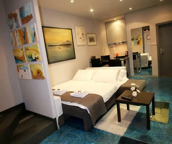Studio Apartment Art