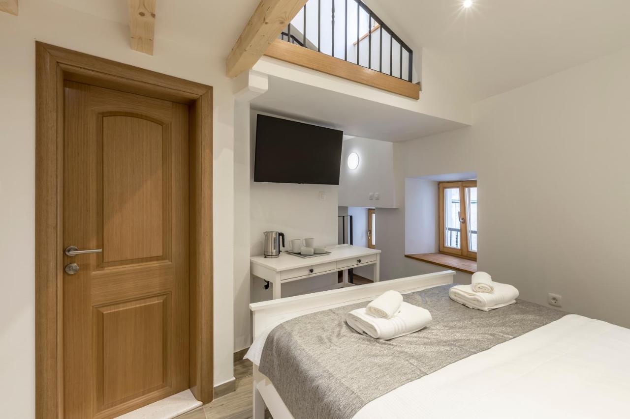 Cosmijeva Luxury * Split
