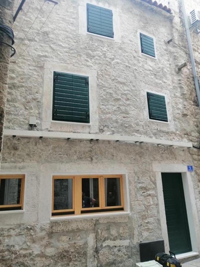 Apartment Cosmijeva Luxury Split
