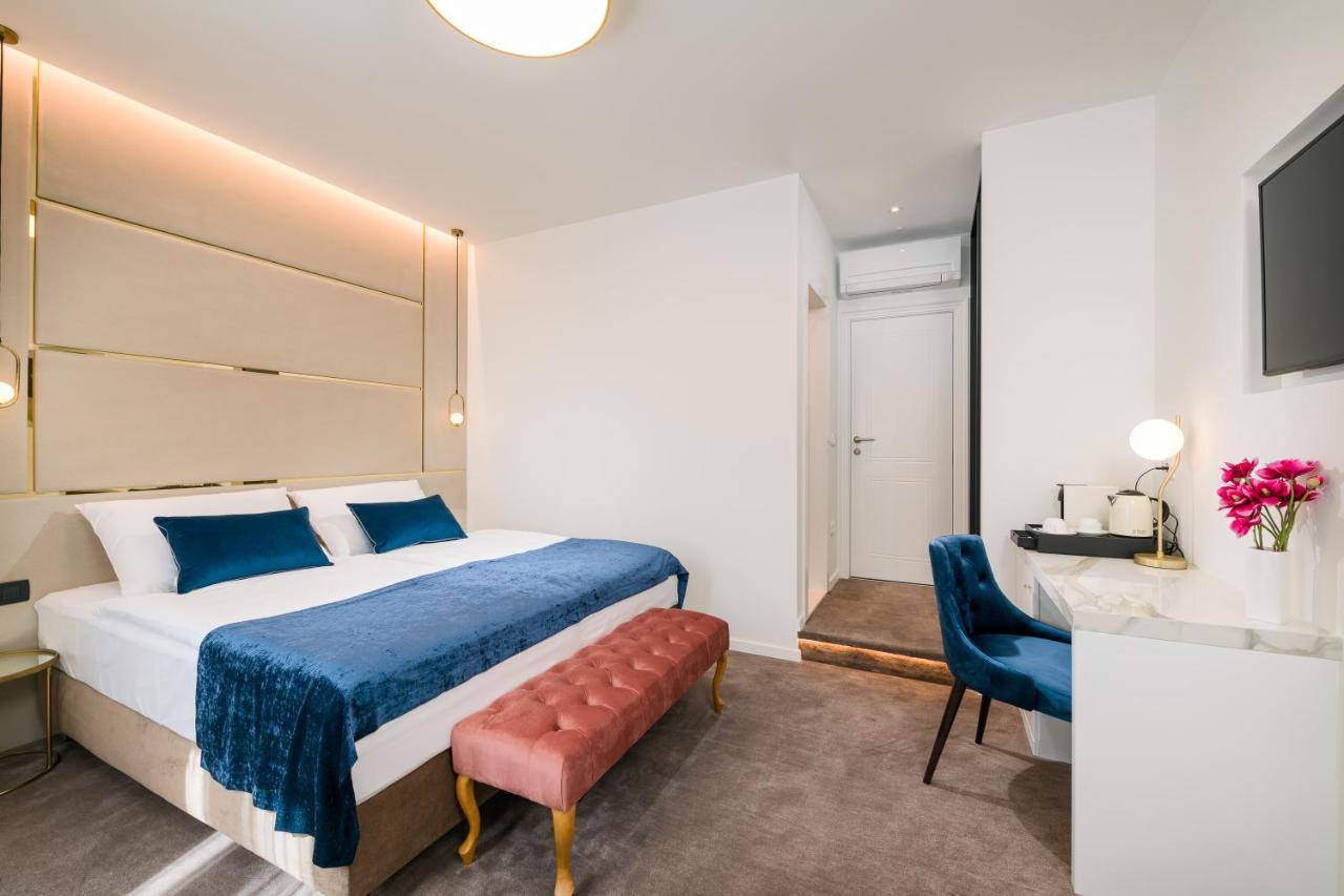 Flos Luxury Guest house 4*