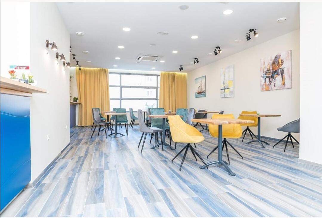 Ai Hostel Split