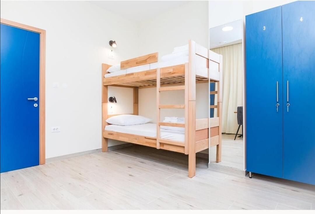 Hostel Ai *