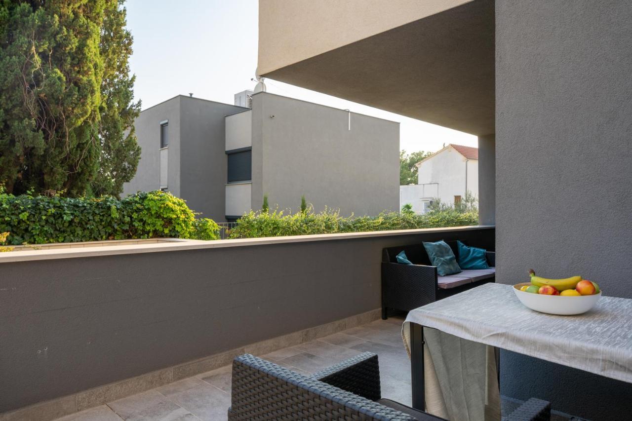 Lux Holiday On Kasuni Beach In Apartamento Split