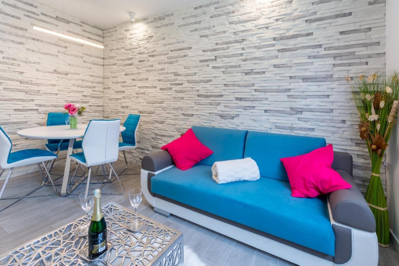 Niro Apartment