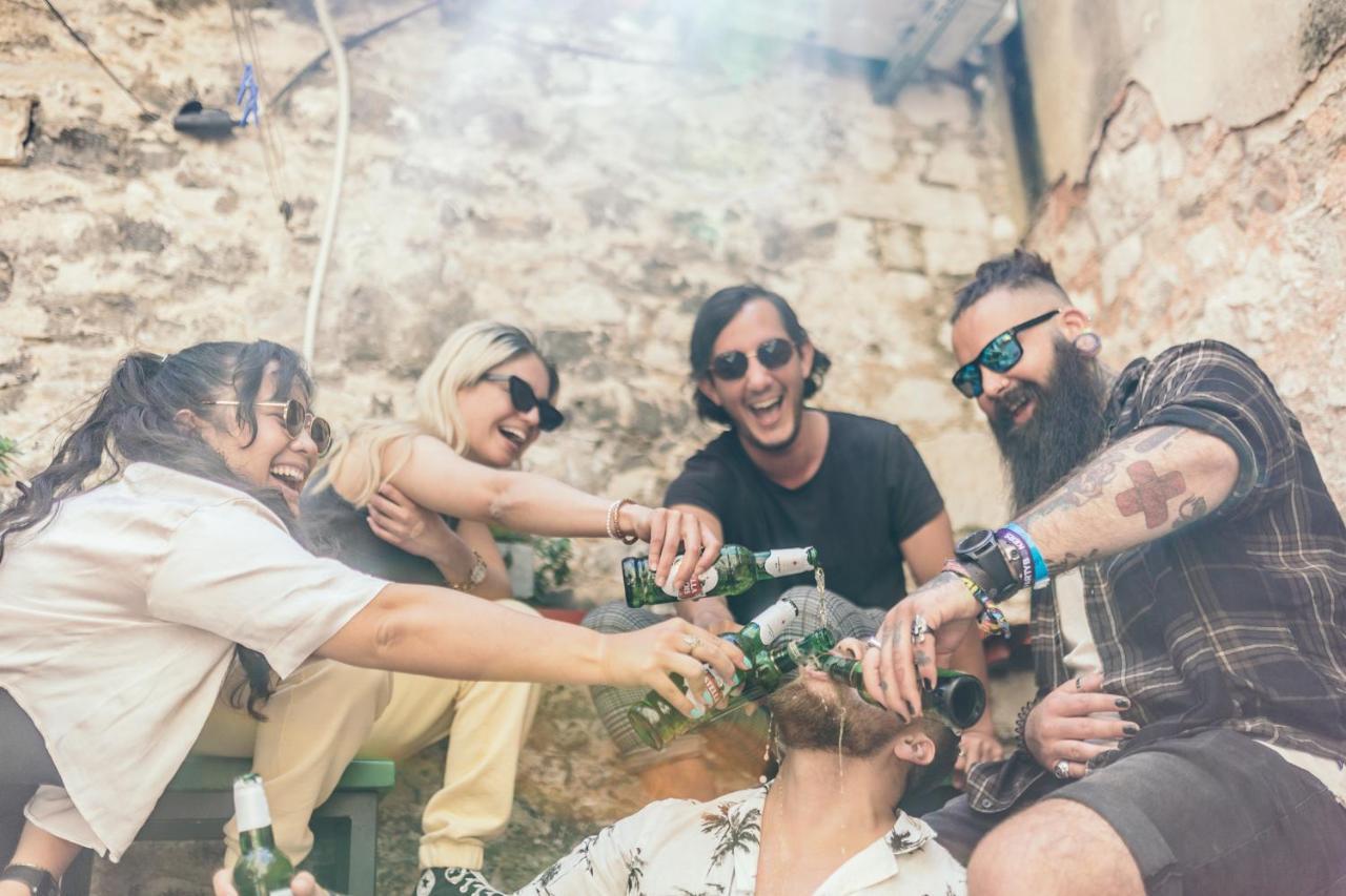 Booze & Snooze Social Split