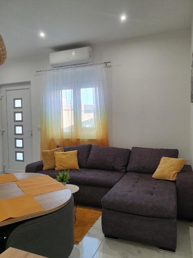 Apartment D-apartmentst Split