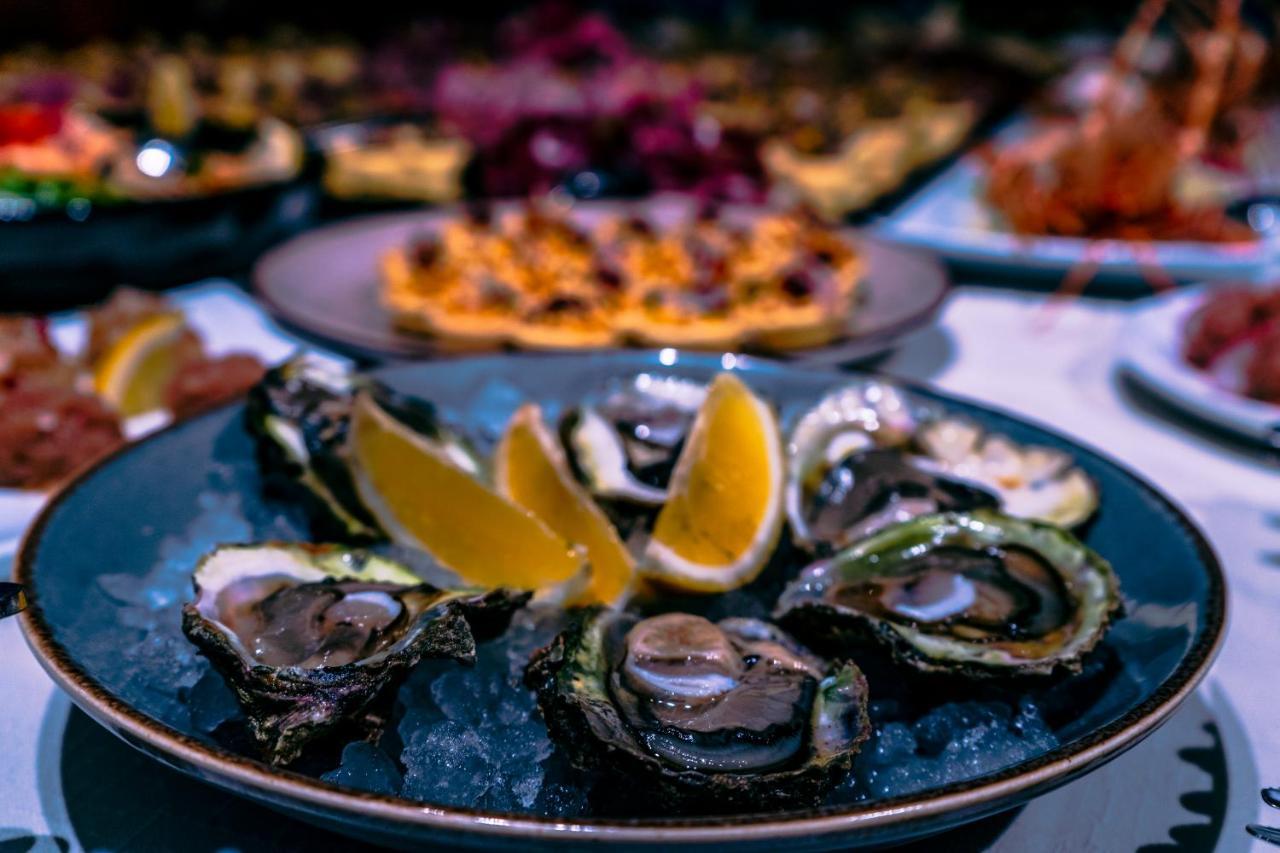 Bed & Breakfast Leonis Restaurant &