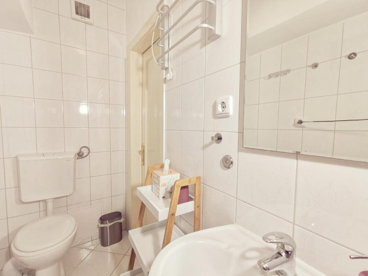 One Bedroom In The Old Town *