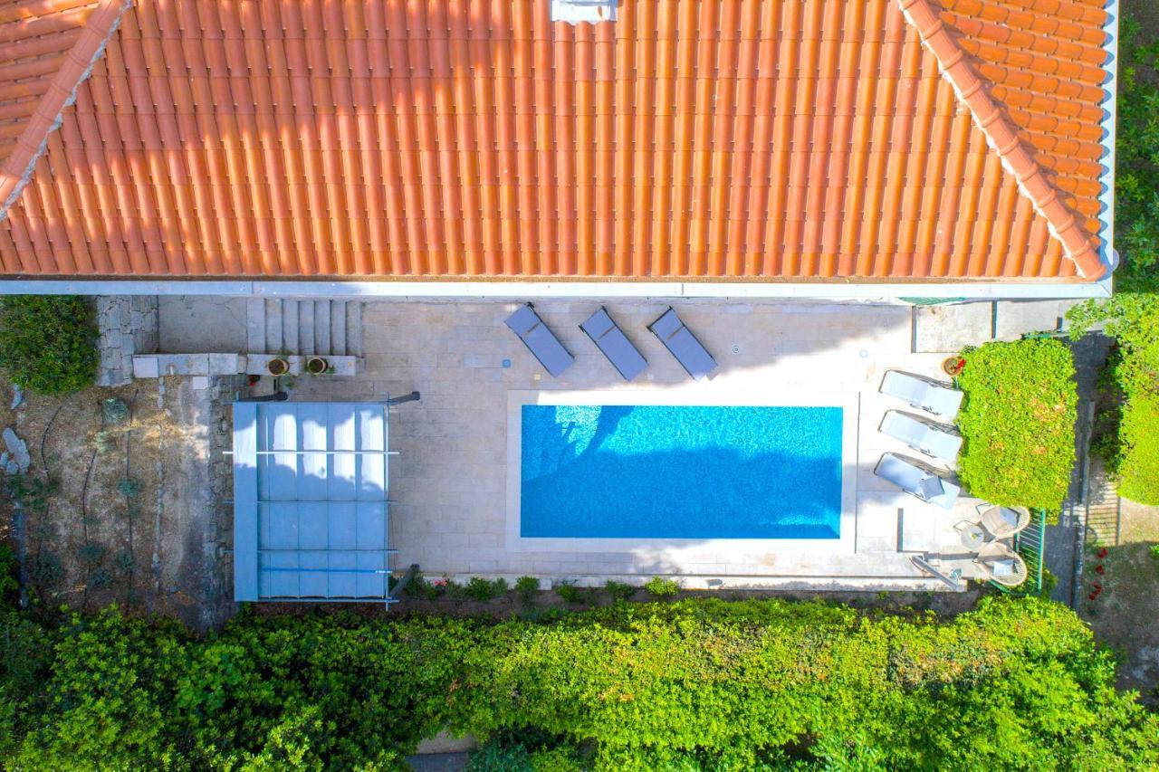 Stone Majestic W Pool - Center Pousada Split