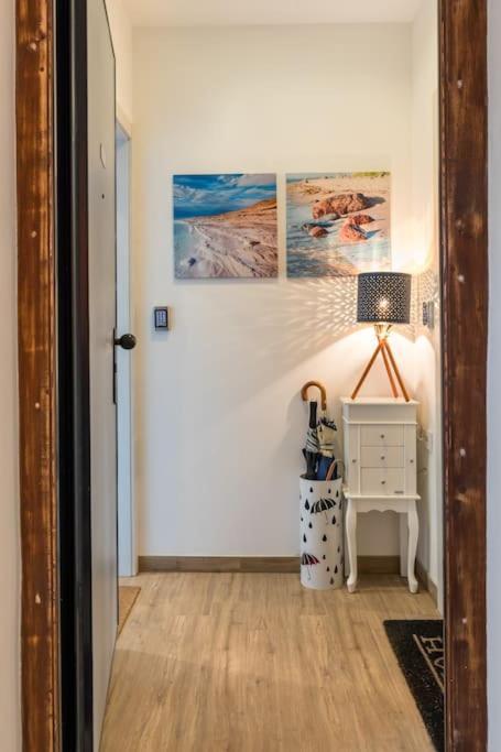 Brand New 1br Near Central Station, Old Town, Beach - 3 Minute Walking Apartment Split