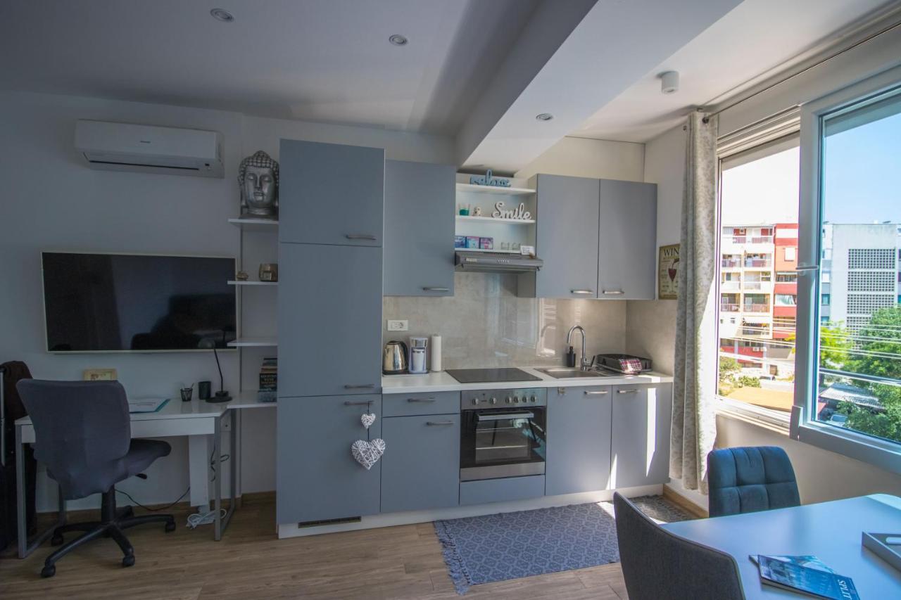 Brand New 1br Near Central Station, Old Town, Beach - 3 Minute Walking Apartment