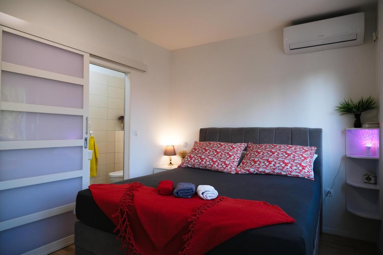 Sentinel Apartment Split