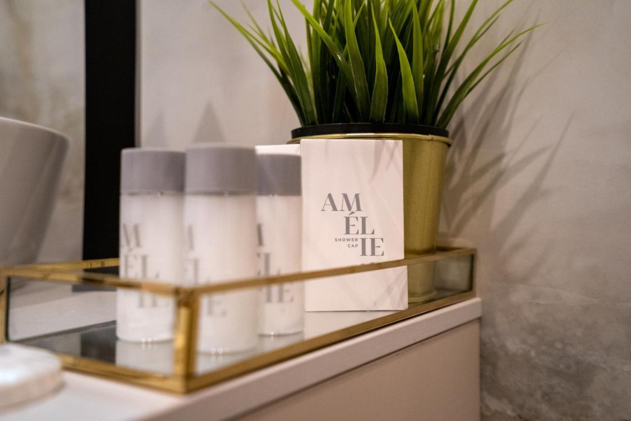Amelie Luxury