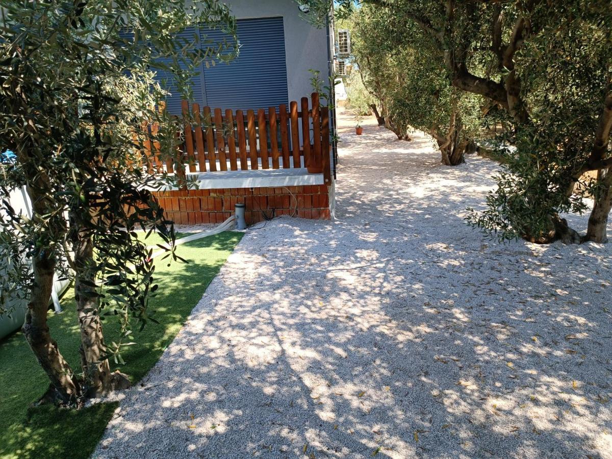Apartment Nicol Split