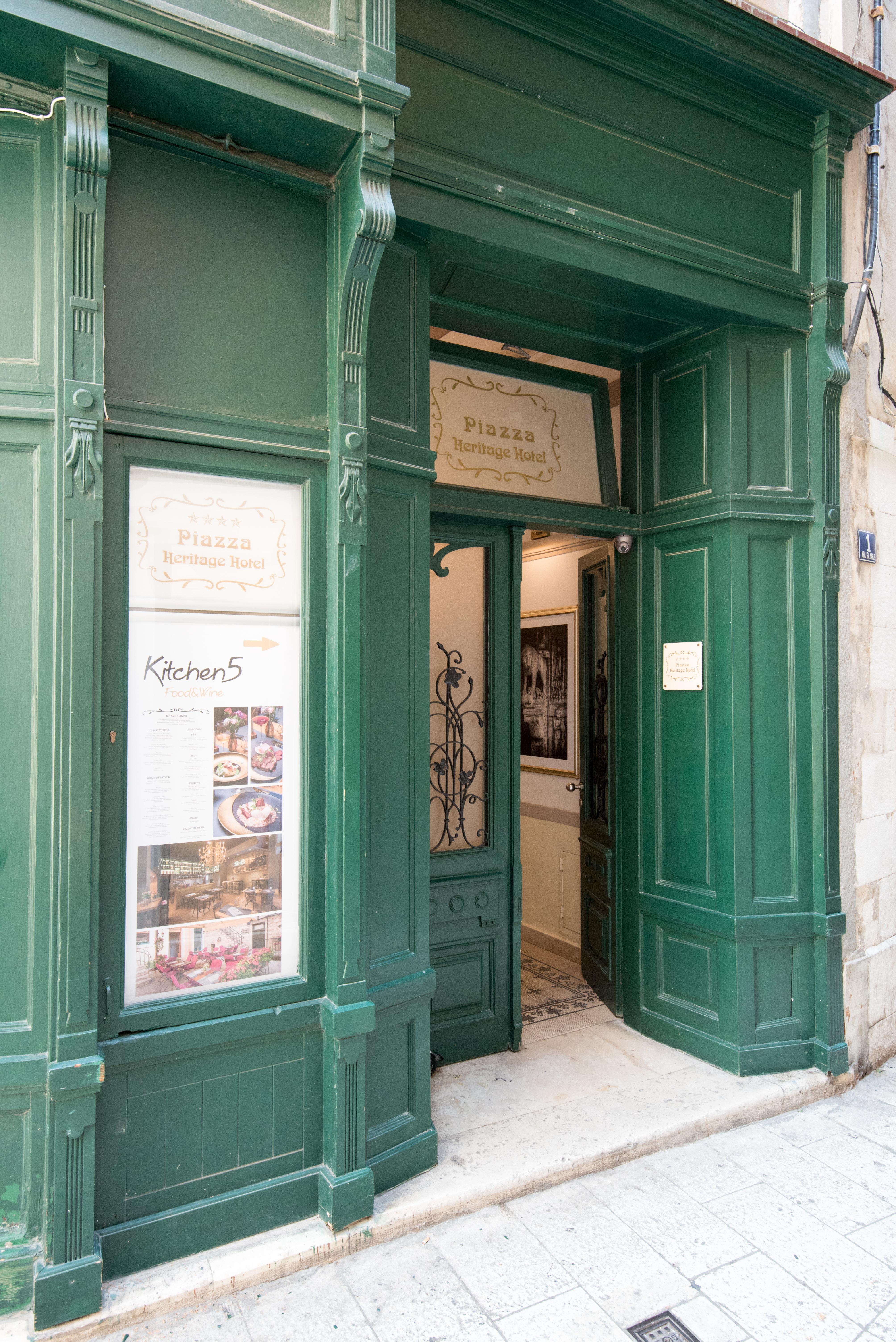 Square Heritage 4*
