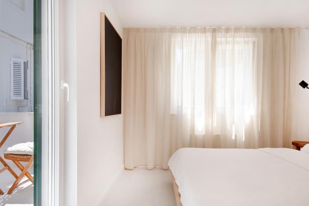 Ray Apartment Split