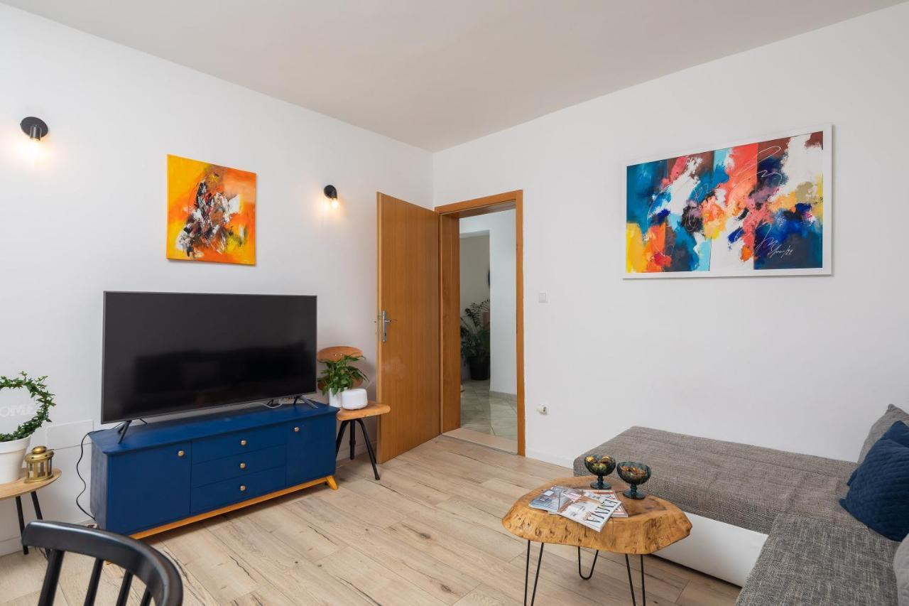 Apartment App - Private Parking & Terrace Split