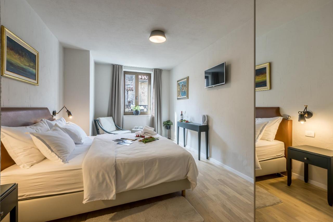 Bed & Breakfast Leonis Restaurant & Split
