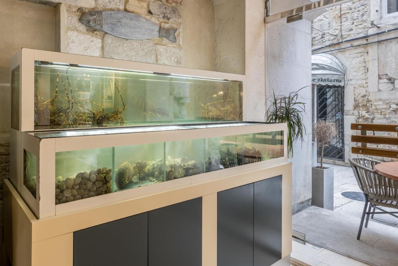 Leonis Restaurant & Bed & Breakfast 4*