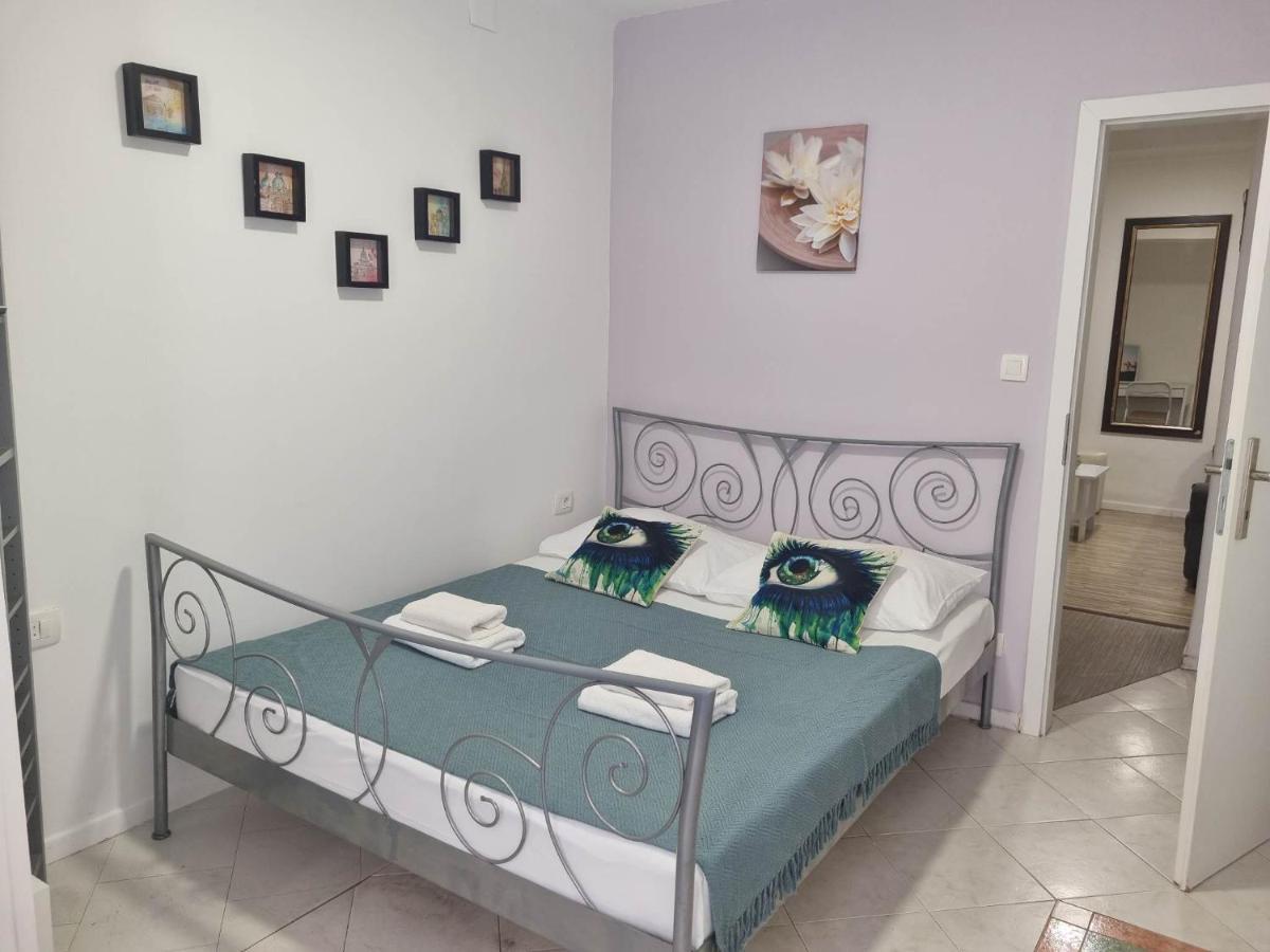 Casa de hóspedes Lion Split