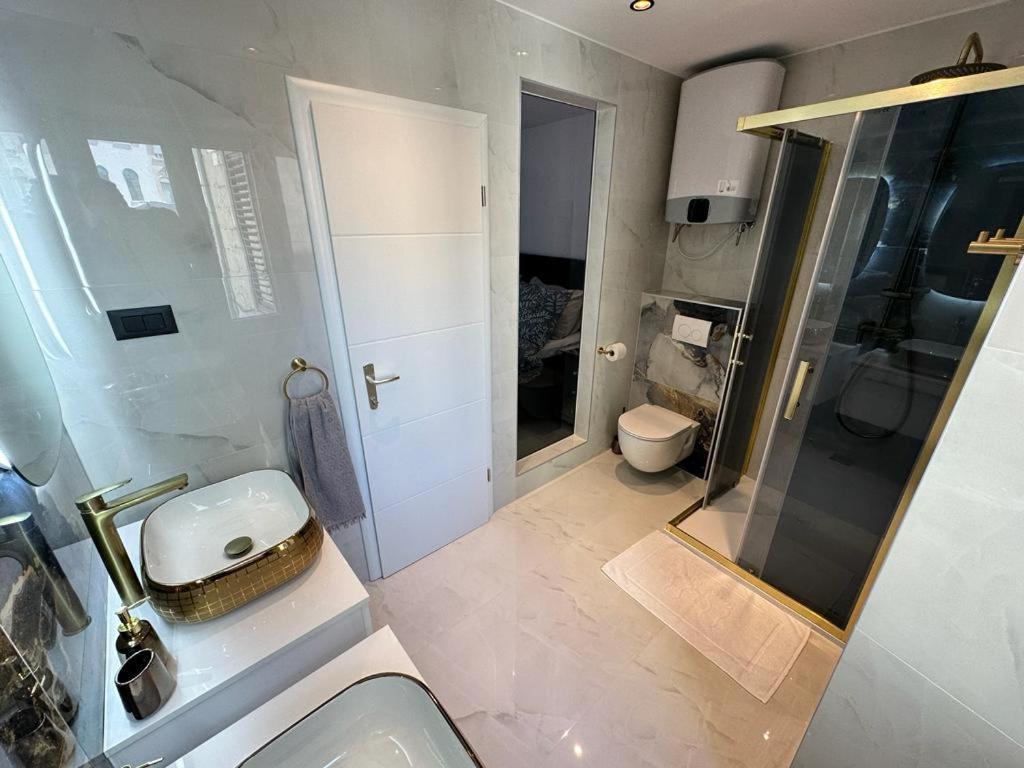 Madonna Luxury Gostinjska kuća 3*