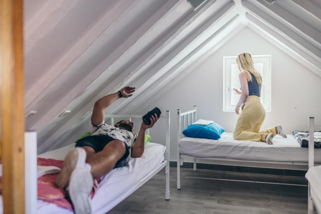 Booze & Snooze Social Split