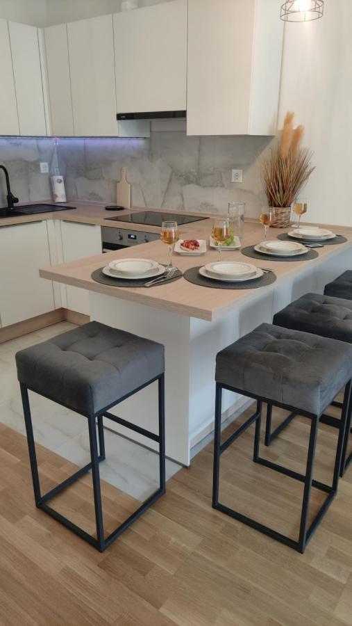 Apartman N&b Split