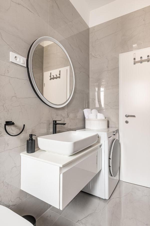 Studio Apartment Home Apartment Split