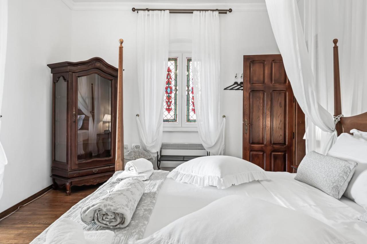 Boutique Anna Varos * Split