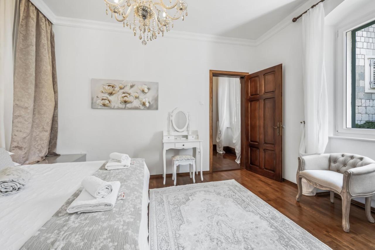 Boutique Anna Varos Pousada *
