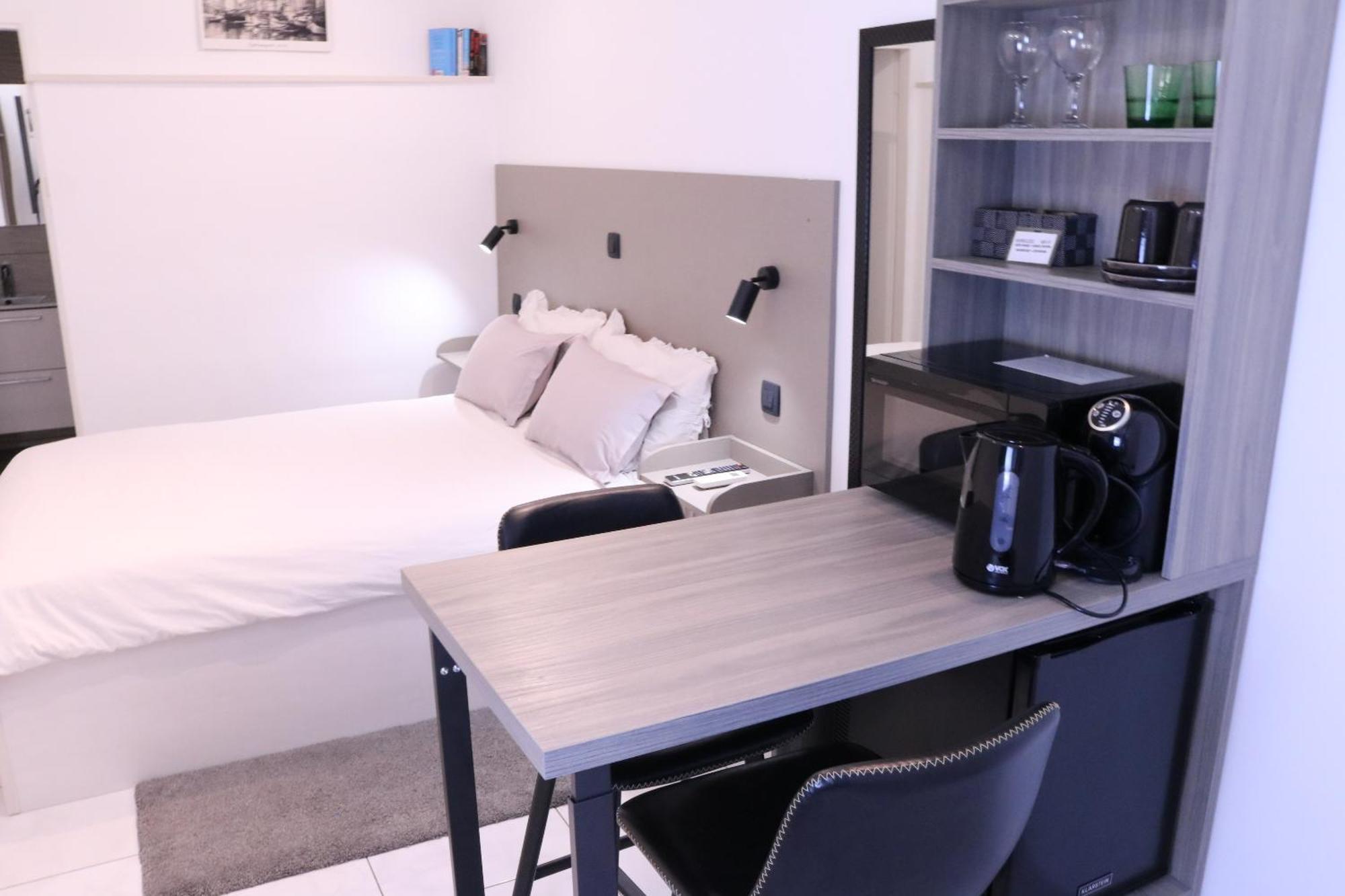 Apartamento And Tudor *