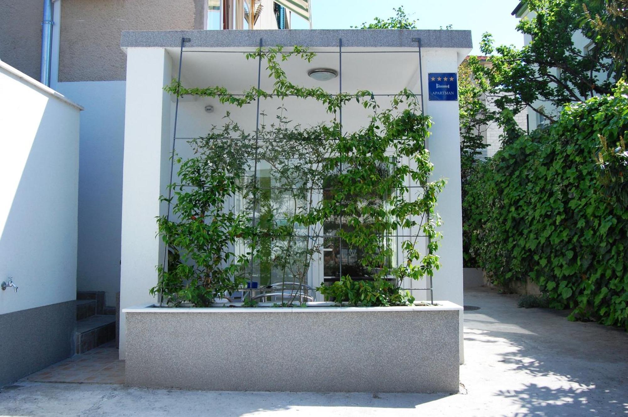 And Tudor Apartamento
