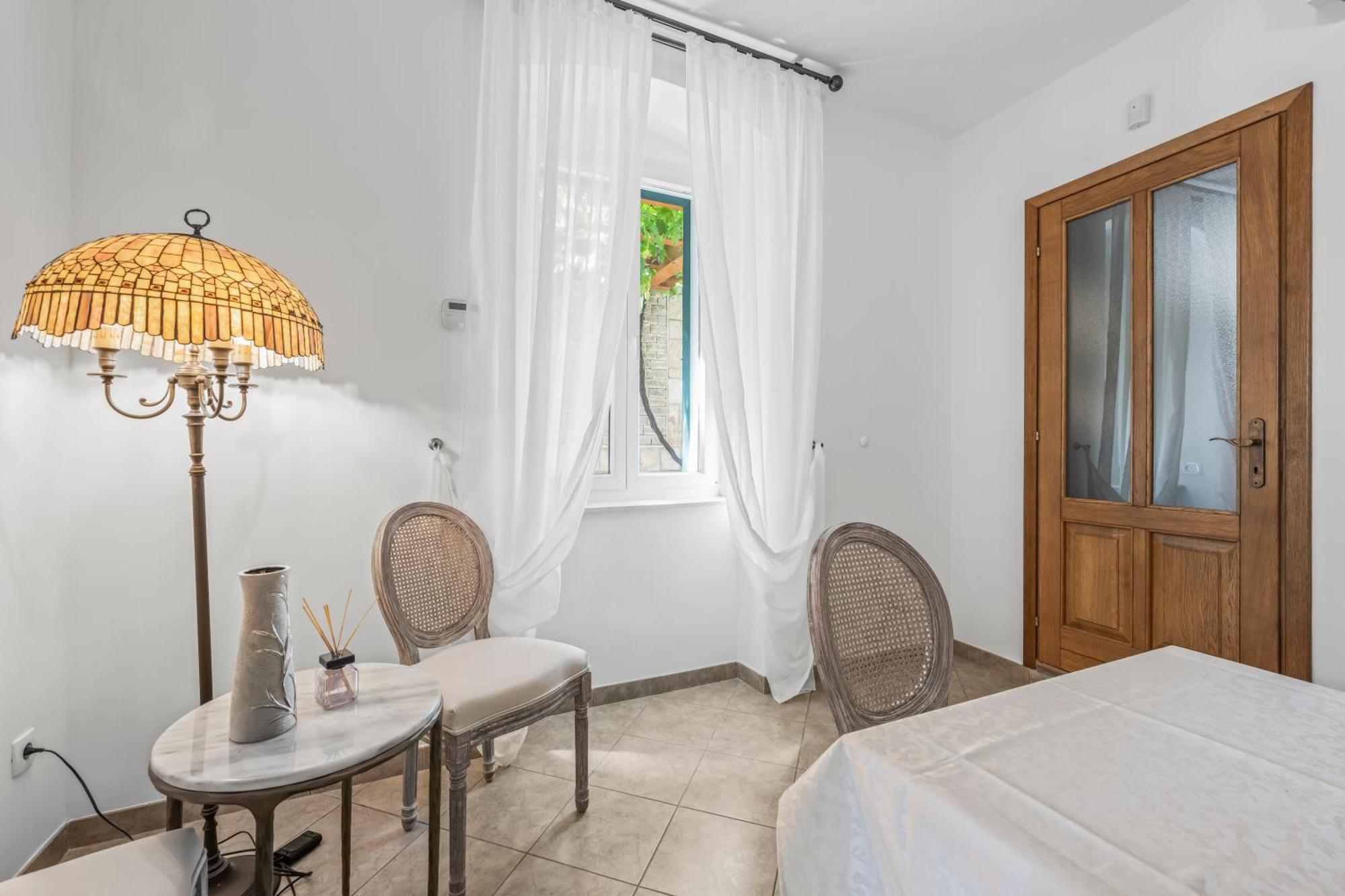 Boutique Anna Varos Pousada