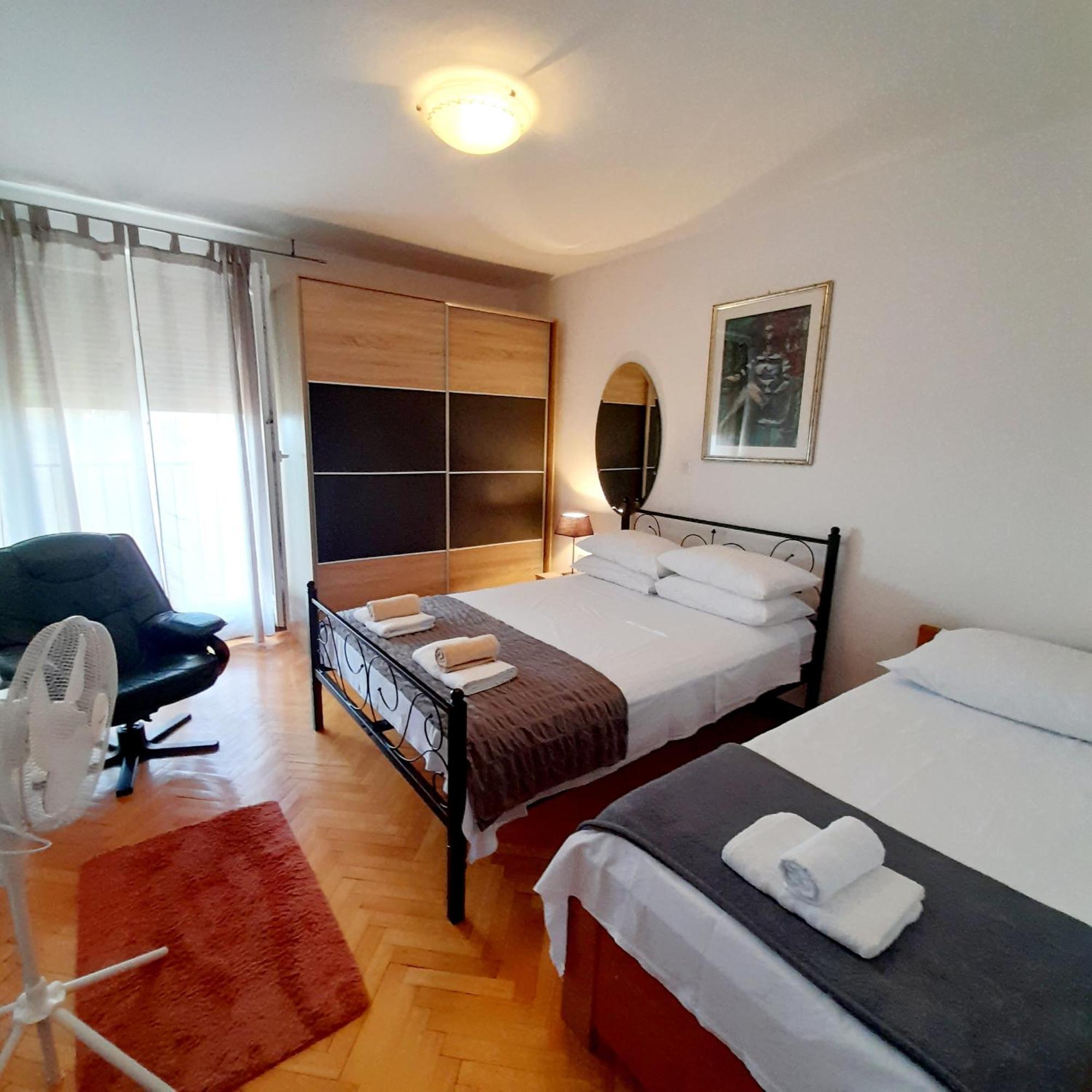 Apartment Doverska Split
