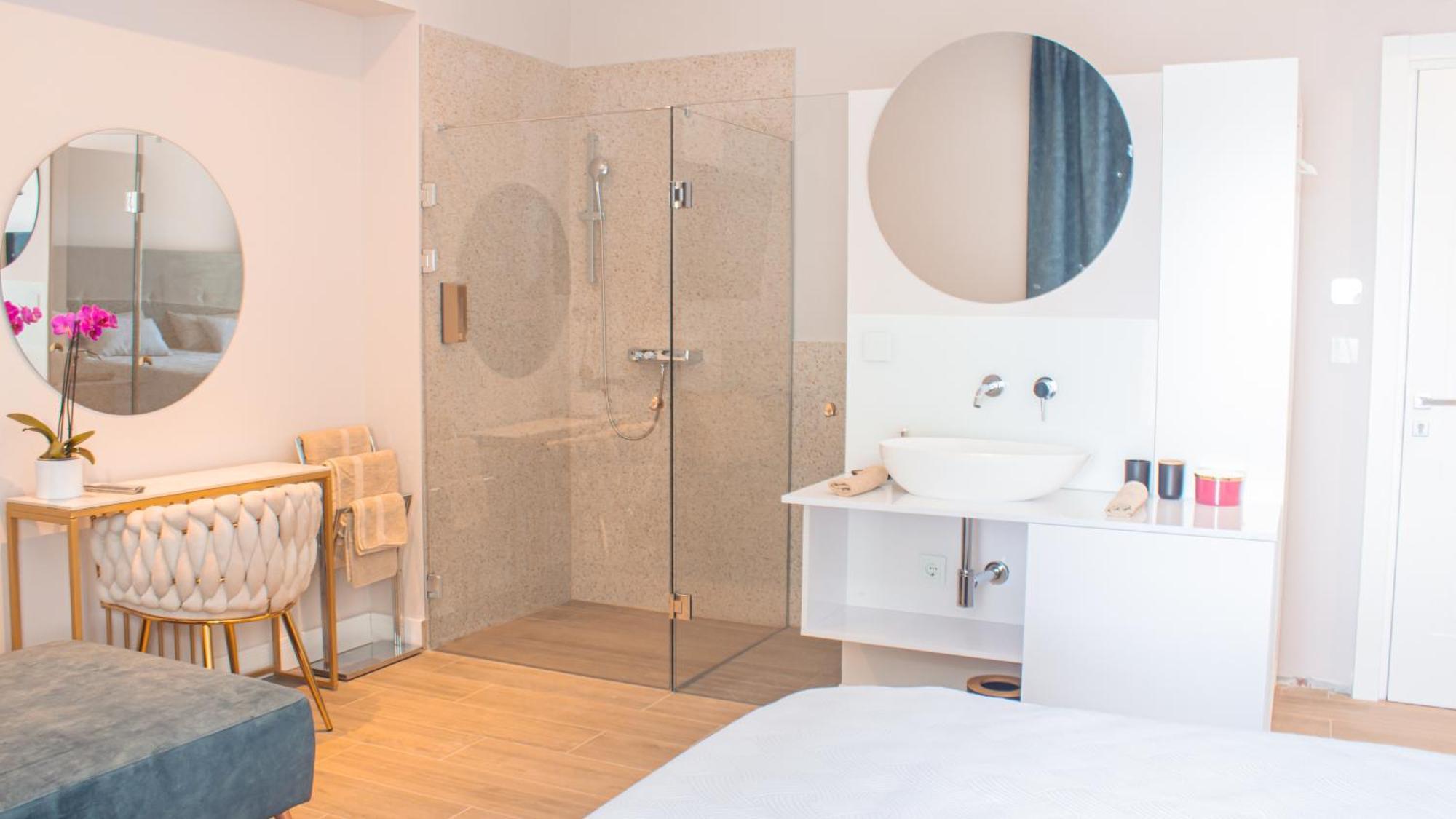 Gasthof Luxury Seaside House Noble- Location In Town