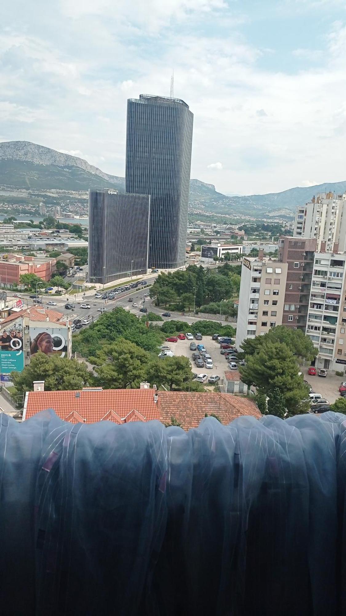 Step 2 Sky Apartamento Split